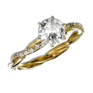 Anillo de Compromiso Entrelazado Con Circonias oro 10k