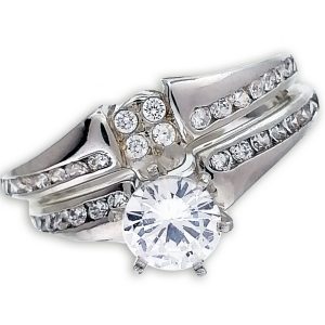 Anillo Jacket Queen con circonias