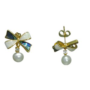 Aretes moña con nacar blanca y tornasol colgante perla 6mm y C/Z 2mm dorada bisuteria