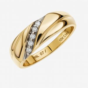 Argolla casual con 5 Diamantes 1.6mm (12.5pts) Oro 10K