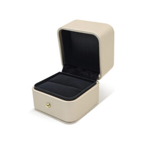 Caja de empaque Beige interior negro para anillos