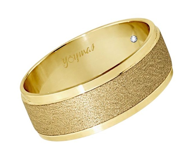 Argolla matrimonial mateado de arena con orillas diamantadas oro 10K