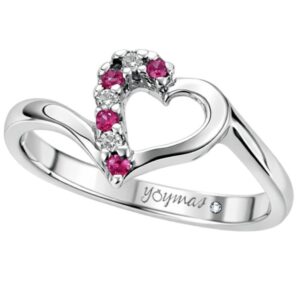 Anillo de promesa con forma de corazón con mitad de circonias en plata
