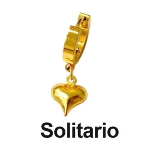 Arete de argolla solitaria lisa con dije de corazón colgante dorado en acero