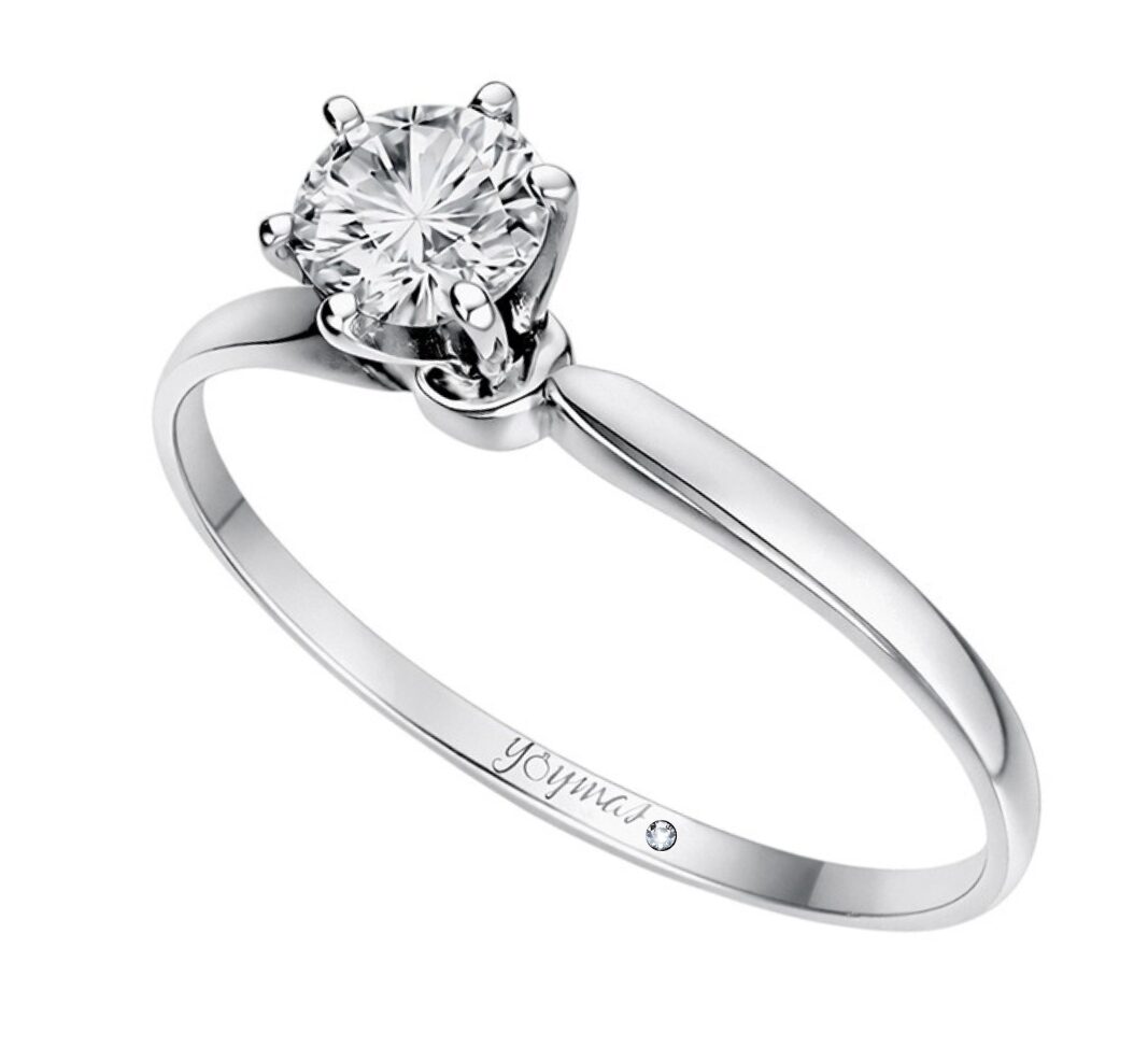 Anillo de compromiso con circonia central de 4.5mm plata