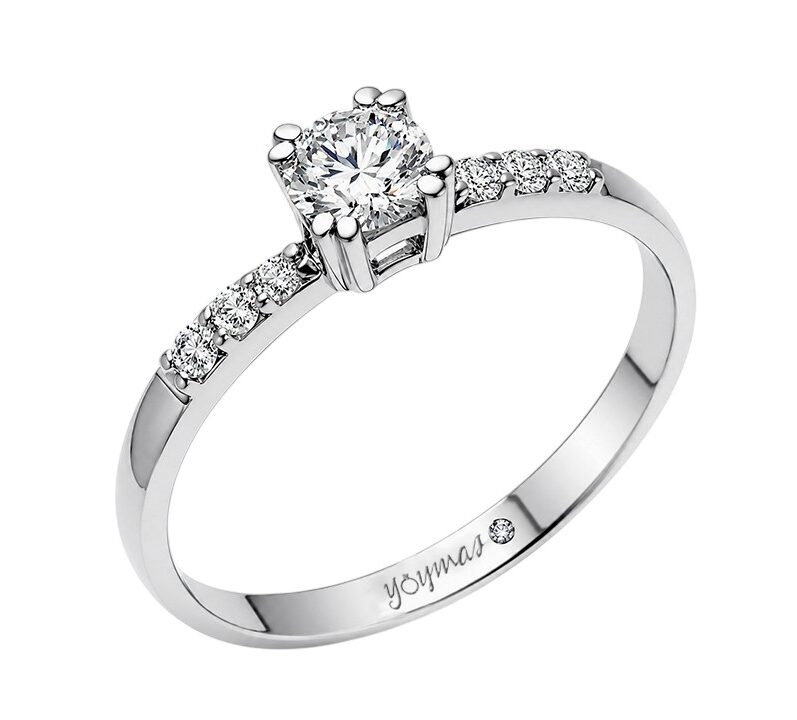 Anillo de compromiso con circonia central 2mm y circonias a laterales plata
