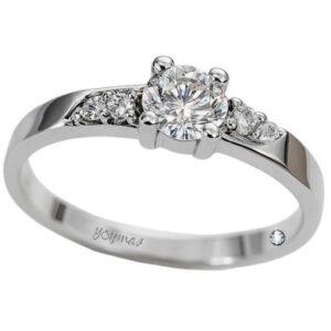 Anillo de compromiso con circonia de 3mm y 2 circonia a cada lateral plata