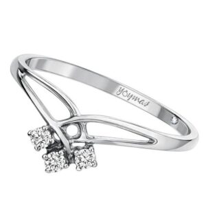 Anillo casual montura entrelazada con circonias plata