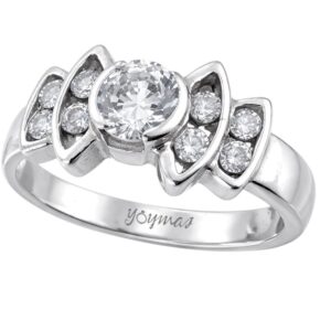 Anillo con circonias en forma de moña plata