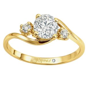 Anillo con circonias montura encontrada oro 10K