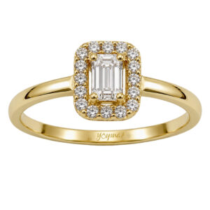 Anillo circonia corte Esmeralda con halo de circonias oro 10K