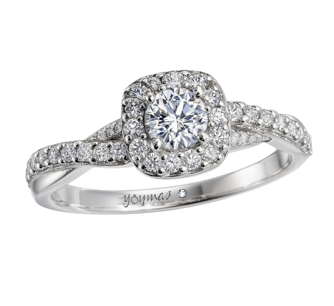 Anillo con circonias y laterales entorchados plata