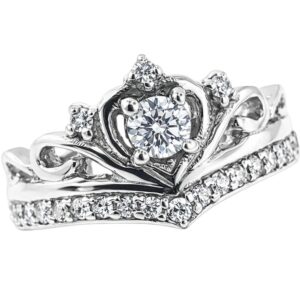Anillo de corona en forma de «V» con circonias plata