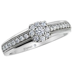 Anillo de roseton con circonias plata