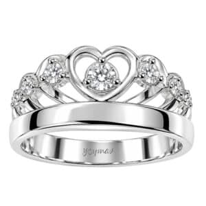 Anillo graduación de corona calado con circonias plata