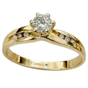 Anillo con circonias laterales cruzados plata chapeada